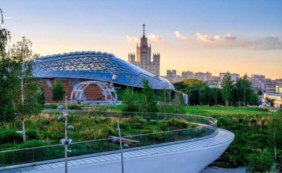 Коррупция в парке Зарядье: от фиктивных сотрудников до бесплатных привилегий для «нужных» людей