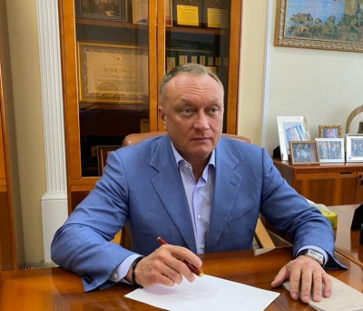 Дмитрий Савельев: сенатор, общественный деятель и обвинение в коррупции