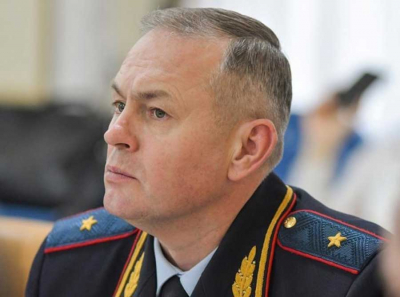 Волгоградская полиция в огне: Свинов приходит, Вельможко исчезает, а ОБЭП выжимает миллионы Парамонова