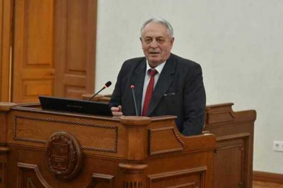 Суд изменил арест вице-спикера Алтайского заксобрания Юрия Кропотина на ограничительные меры