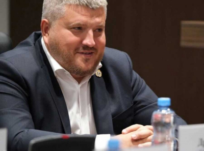 Дронов, Борисов и Новгородавтодор: как дорожная мафия лезет в губернаторы с зэковским шлейфом