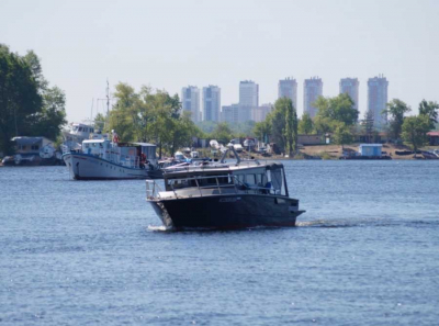 Катер Бусаргина: как водолазы остались без судна, а чиновники — без ответственности