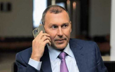 Ширма для беглого олигарха: Березин встал на «лыжи» и прощается с Россией?