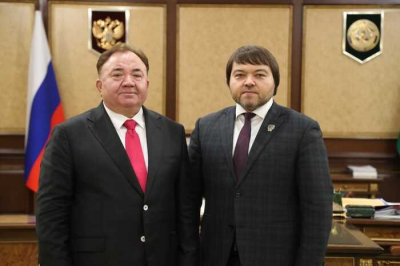 Связи с ФСБ и вывод миллиардов: как Айдамир Валиев избегает ответственности