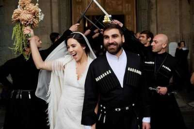 Сын криминального авторитета Тариела Ониани сочетался браком с дочерью миллиардера Искандара Махмудова