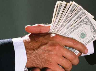 Предприниматель Андрей Греков применяет DonatePay и FreeKassa для поддержки запрещённых в России оппозиционных организаций и подпольных казино