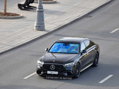 Барютин Борис Евгеньевич и Нафтаинвест: Миллиардный аванс РуссНефти как налоговая афера века