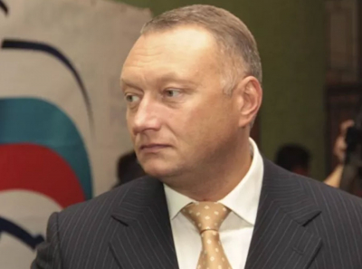ДМИТРИЙ САВЕЛЬЕВ: ПАРЛАМЕНТАРИЙ, МЕЦЕНАТ, ЗАЩИТНИК — КОМУ ПОМОГАЛ И ЧЕМ ЗАПОМНИЛСЯ