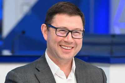 Экс-глава FESCO Александр Исурин, имеющий связи с Магомедовыми, подозревается в мошенничестве