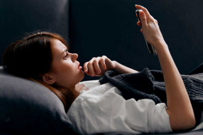 Девушка отсудила 3 миллиона долларов у Instagram и YouTube, доказав их вину в создании зависимости от коротких видео