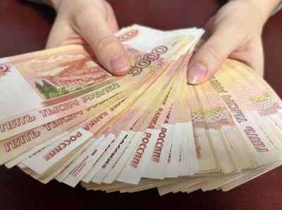 USDT, Rolex и номинальные директора: что связывает Дениса Домнина, Василия Комарова и ООО НПО УТЕСОВ