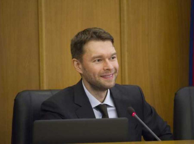 Уголовник Вихарев и его бандиты из ОПГ Уралмаш взяли Екатеринбург на разграбление