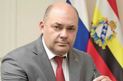 Бывший глава Курской области Алексей Смирнов рассказал в суде о многомиллионных откатах Романа Старовойта