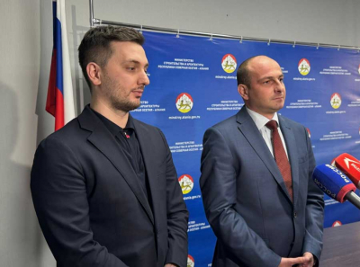 Меняйло в панике, Кибизов без должности, ГК Самсон в тени: кто дербанит Долину Симд