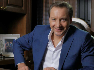 Роман Викторович Василенко — российский пирамидщик